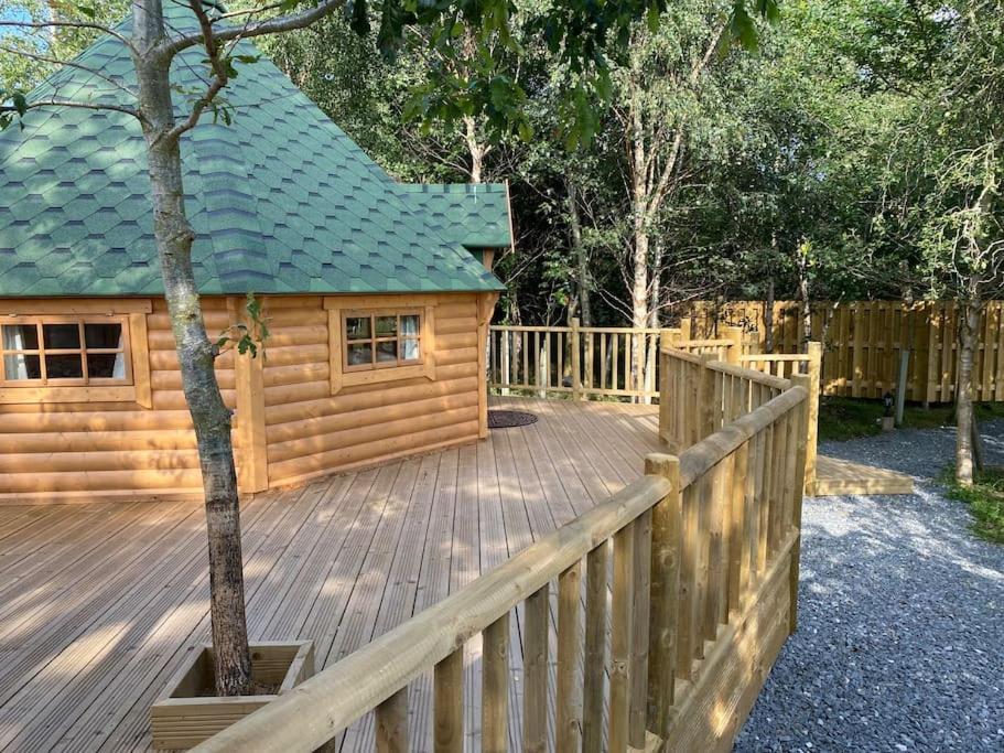 Craigshannoch Luxury 1 Bed Woodland Lodge Hot Tub Kintore Buitenkant foto